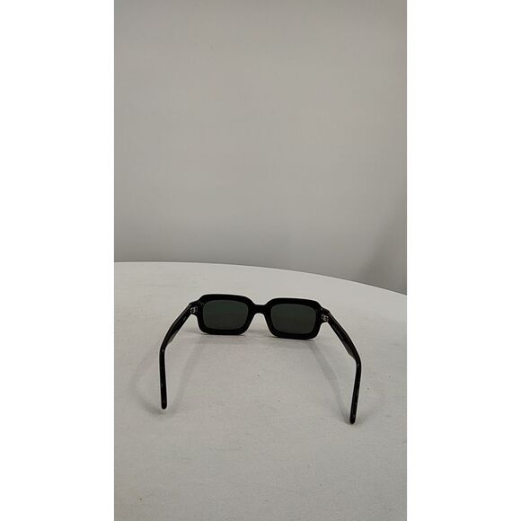 Quince Women Fiji Polarized Acetate Sunglasses Black With Grey Lens Standard - Picture 3 of 3